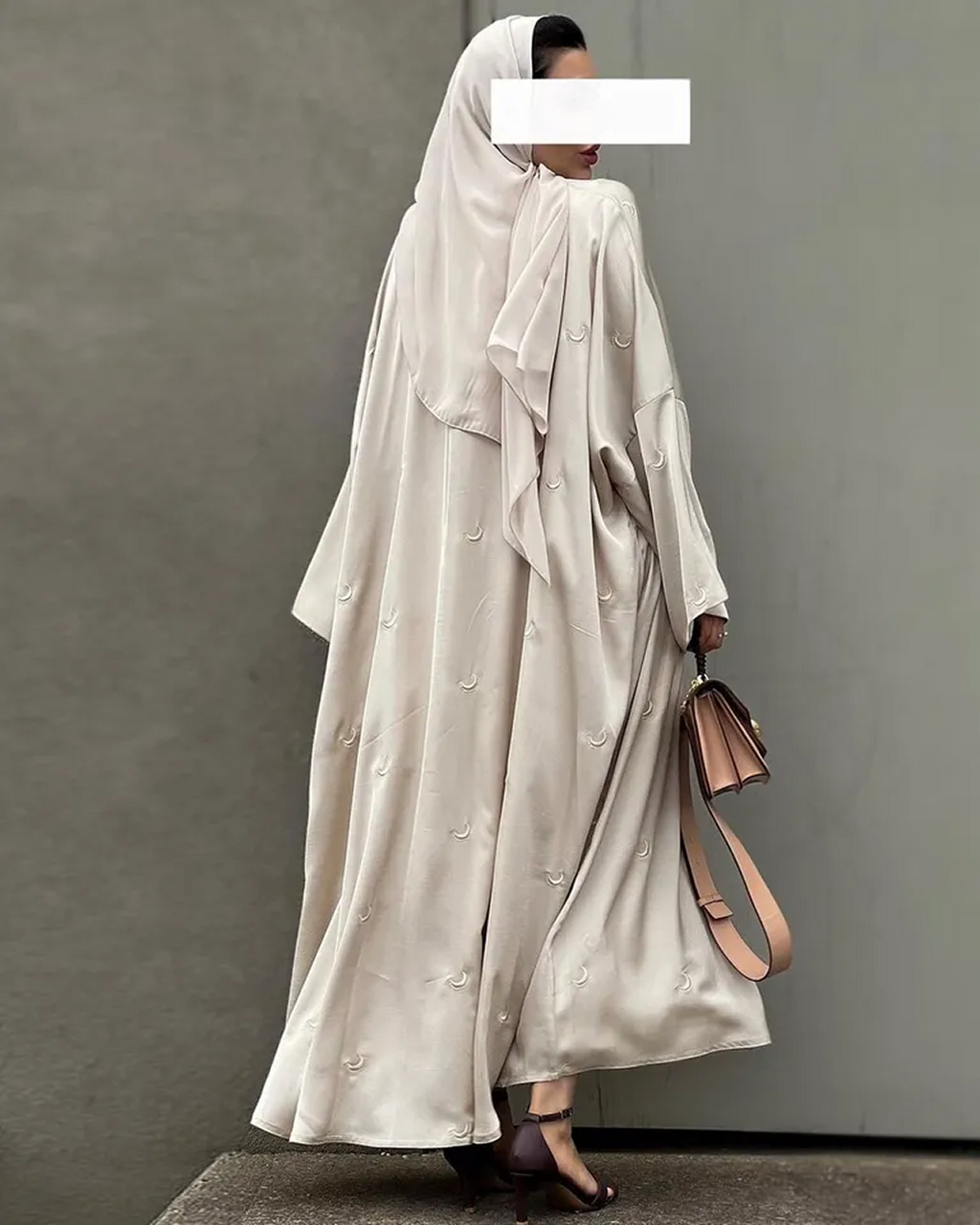 Une nuit à Mascate - Abaya